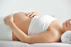 Massage prénatal pour la femme enceinte